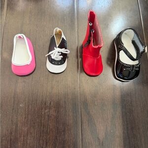 LOT of 7 doll shoes